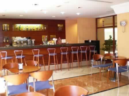 Zentral Center Hotel Bar