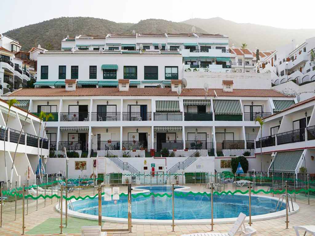 Chipeque Apartments & Swimming Pool