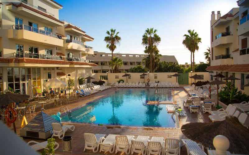 Oro Blanco Apartments & Swimming Pool