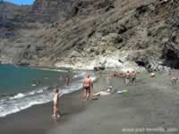 Los Gigantes Beach