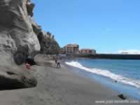 Beach Los Gigantes in Background