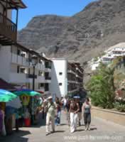 Los Gigantes Access to Beach