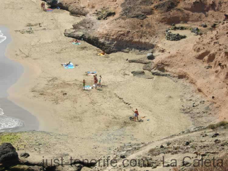 Evening at Playa Diego Hernandez with visitors preparing to leave