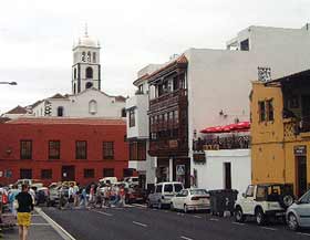 Photograph of a Garachico Restaurant, with a wooden balcony